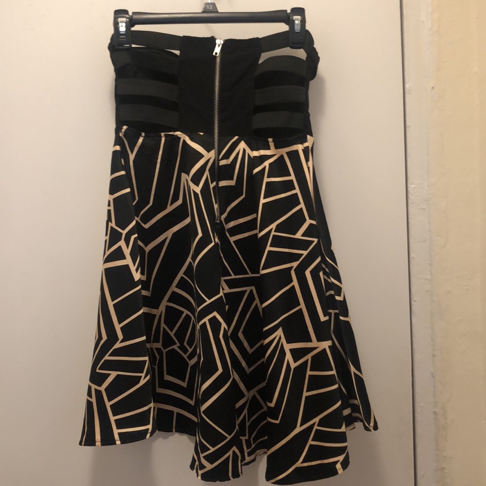 Dress - Picture 5 of 6